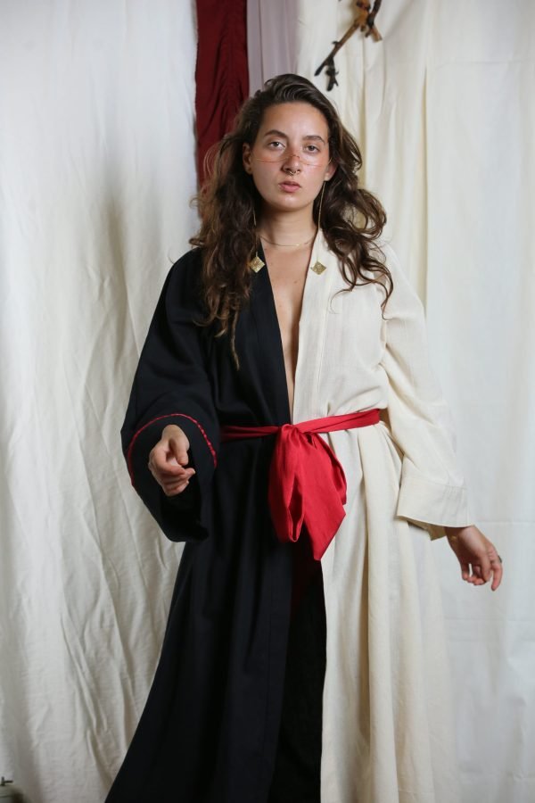 Red Line white/ black kimono